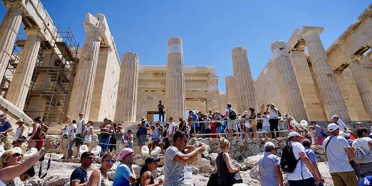 WTO congratulates Greece on tourism performance